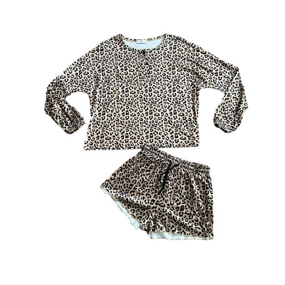 Large Leopard Pajama Short Set - Picture 1 of 14